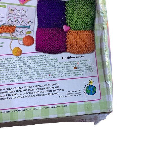 Knitting Art Kit  Kids Beginners Mini Handbag Cushion Cover Instruction Yarn NEW - Picture 7 of 9